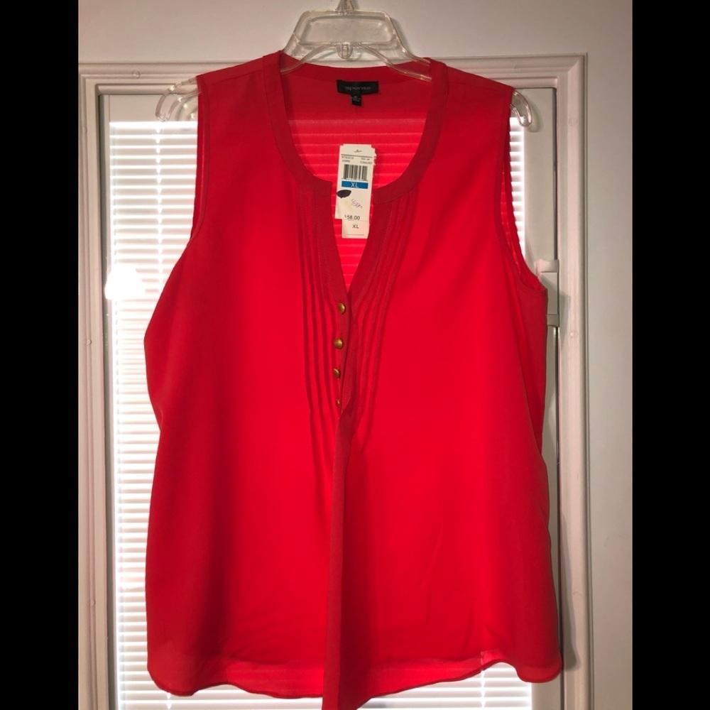 NWT Spense Top